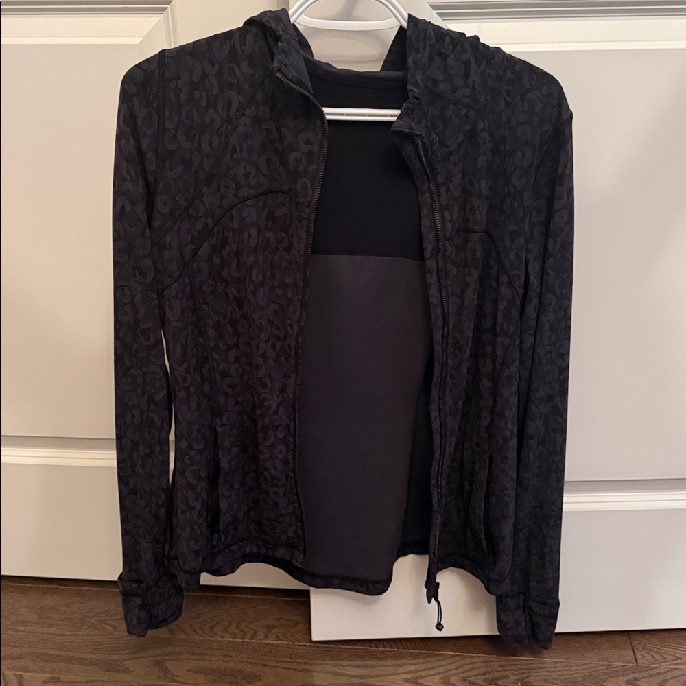 LULU lemon d fine jacket with hood